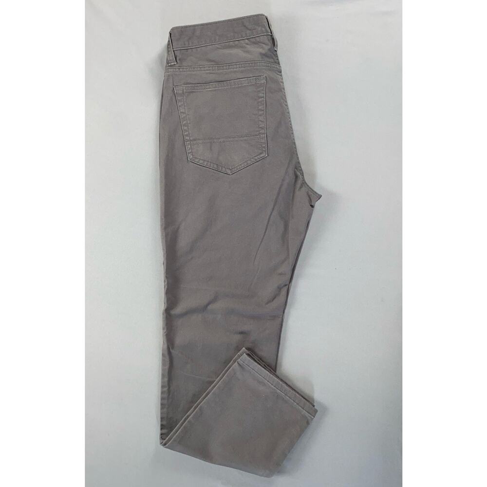 Untuckit 'Don Santiago' Straight Lightweight Stretch 5-Pocket Jeans. 32X29, EUC!
